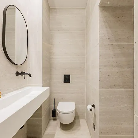 1#new 8 Personnes- Saint Germain Notre-dame * Parigi
